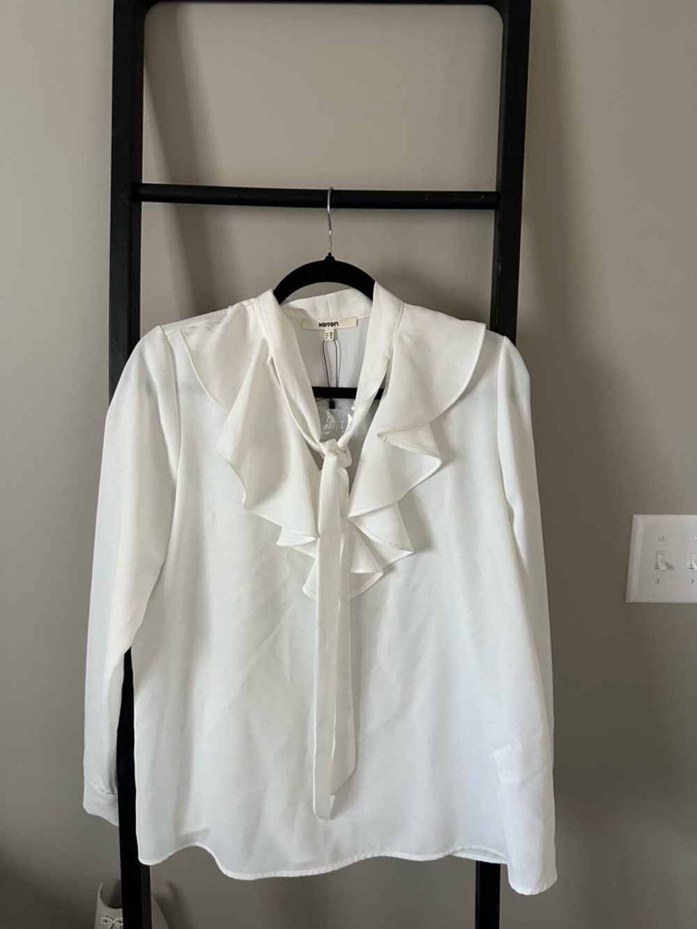 Tie-Neck Ruffle Blouse in White - Amour
